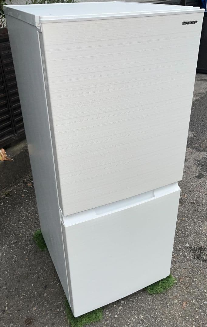 シャープ冷凍冷蔵庫152L付け替えどっちもドア横縞模様自動霜取り機能付き21年製