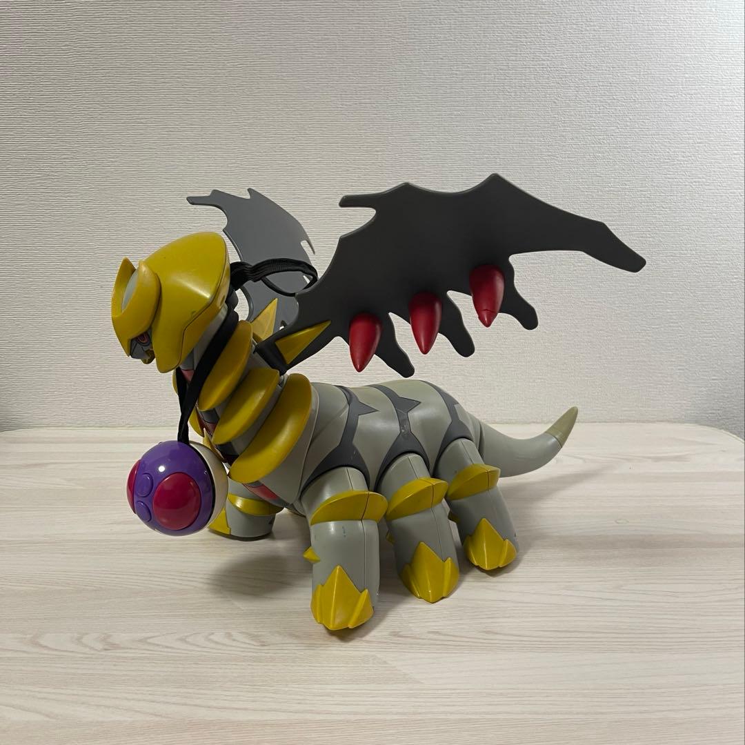 ポケモン アクションコントロール フィギュア ギラティナ - メルカリ