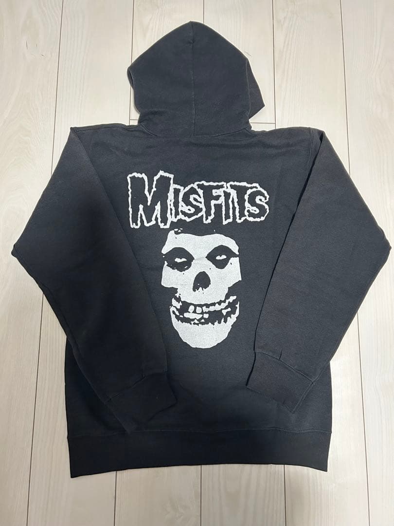 Misfits ブラックパーカー M