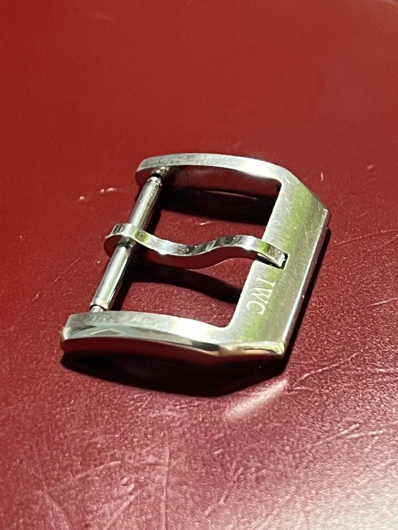 限定値下げしました。　iwcパイロットウォッチ用　純正尾錠 取り付け幅18mm