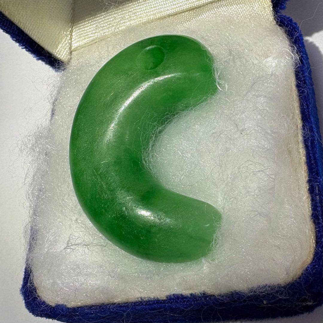 古墳期 出土品 糸魚川 翡翠 琅かん ロウカン 勾玉