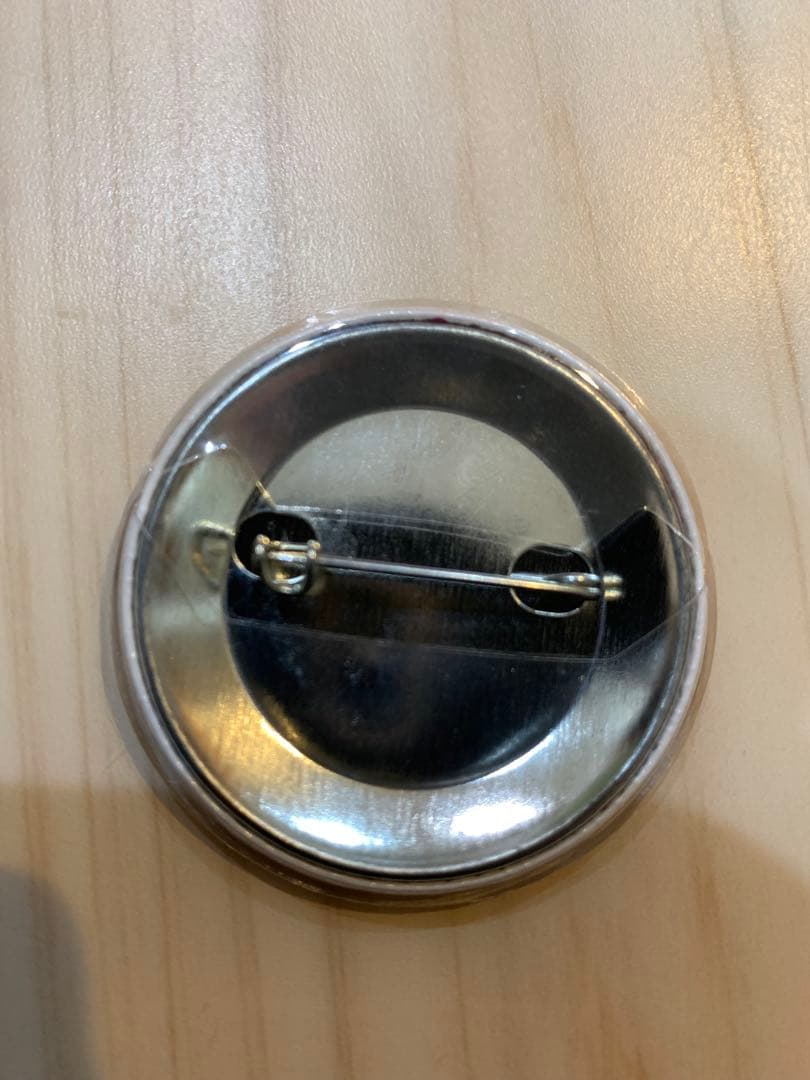 Official dism メンバー全員 似顔絵 缶バッジ 4個セット