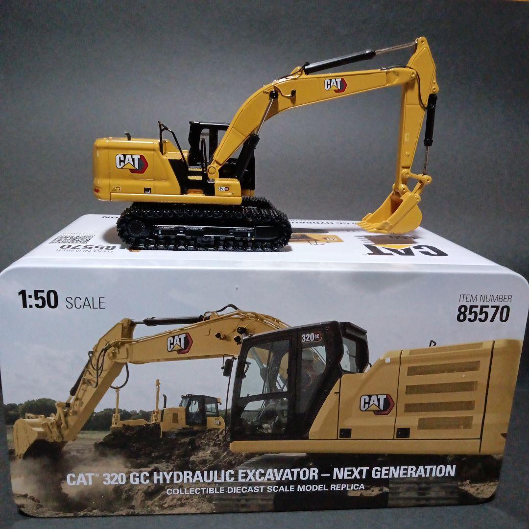 模型製作用品 CAT 320 GC HYDRAULIC EXCAVATOR 1:50