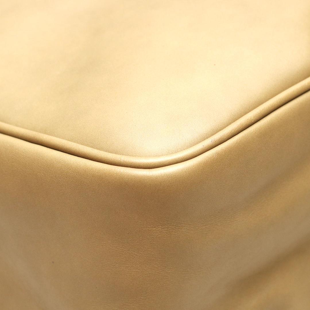 【美品】ボッテガ・ヴェネタ イントレチャート ベージュ ビジネスバッグ イタリー