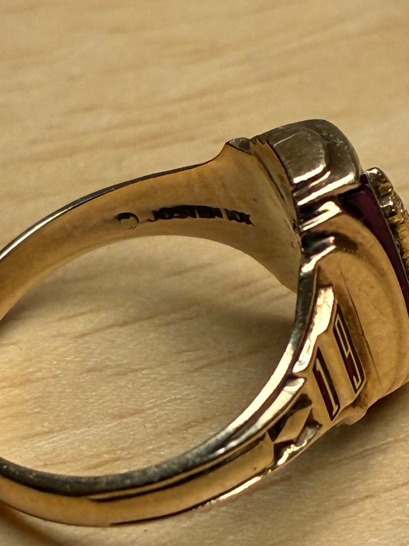 JOSTENS カレッジリング　1968年