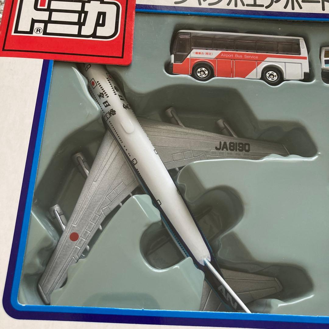 トミカ ジャンボエアポートセット　全日空 ANA 飛行機　ジェット機