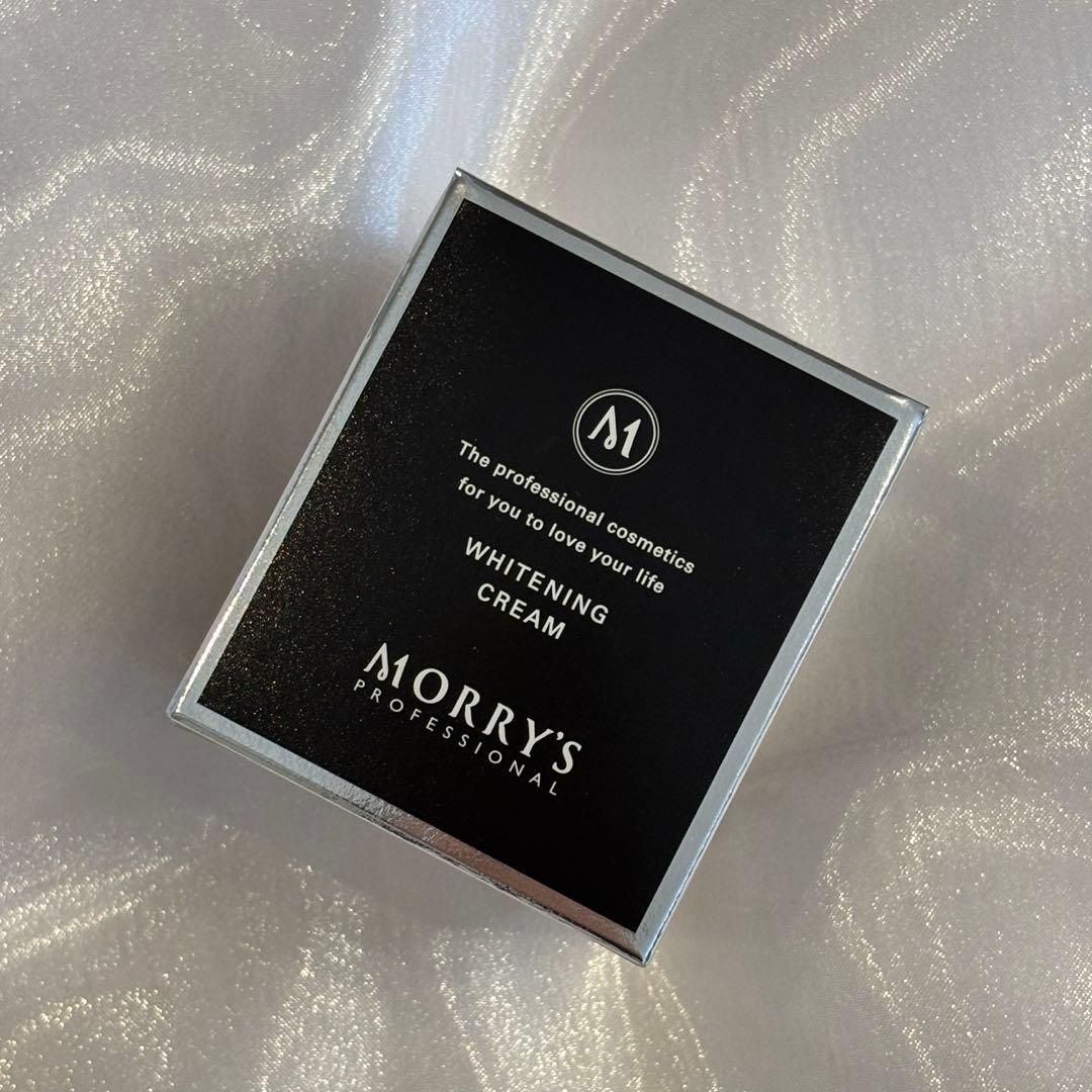新品、未開封】モリーズプロ 薬用ホワイトニングクリーム 新品、未開封