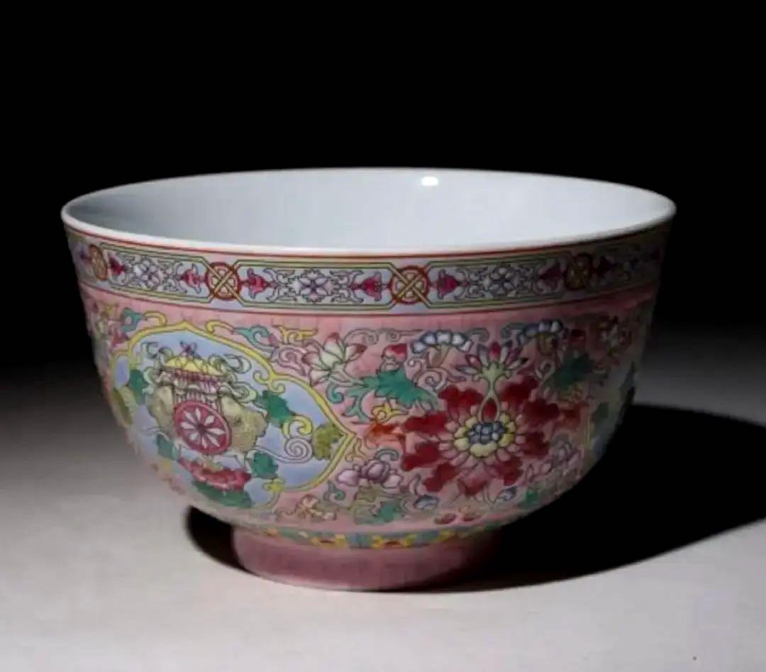 中国骨董 康熈御製 粉彩 纏枝花紋 魚 蝙蝠 粉彩茶碗 中国古玩