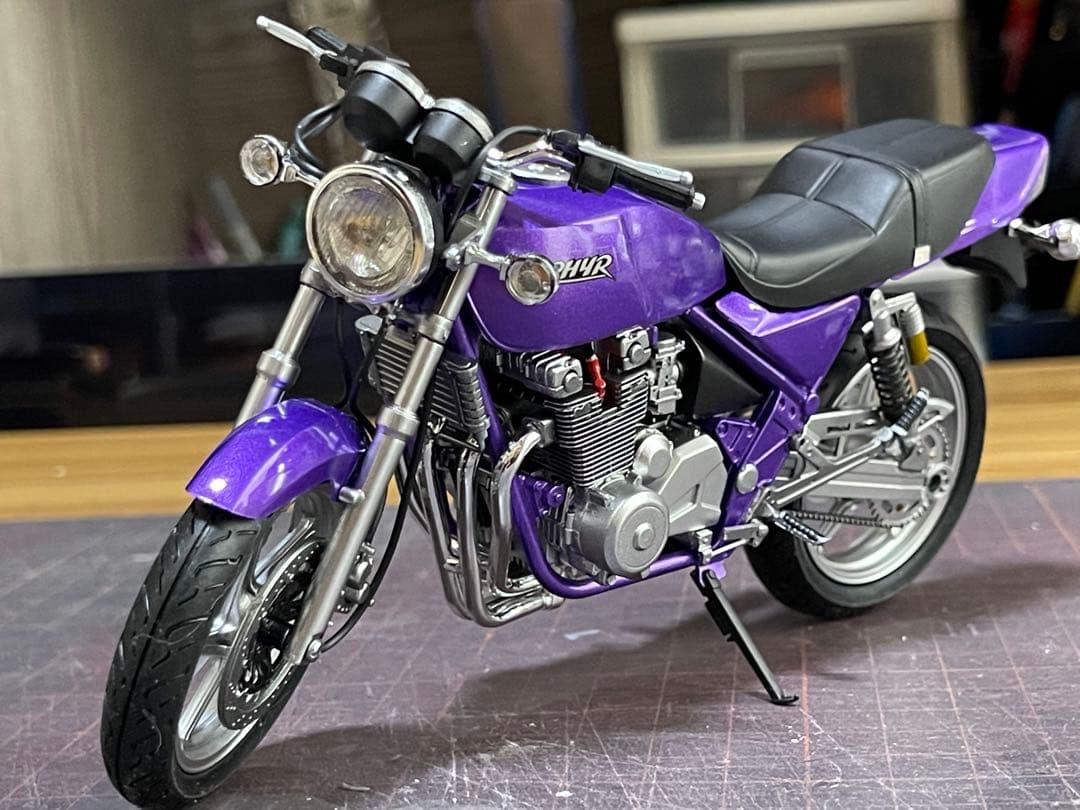 1/32 カワサキ・ゼファー（ZR400C）☆完成品 - メルカリ