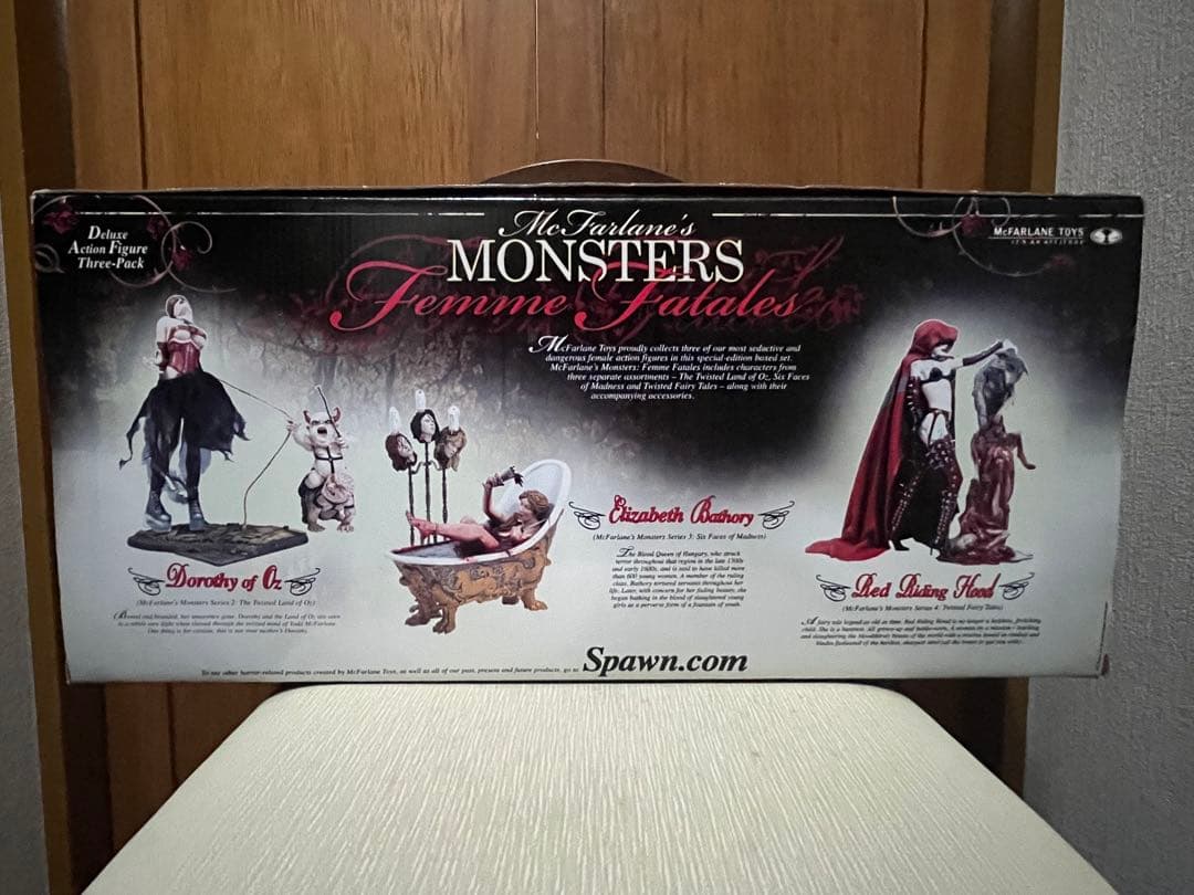 マクファーレントイズ モンスターズ　ファム ファタール