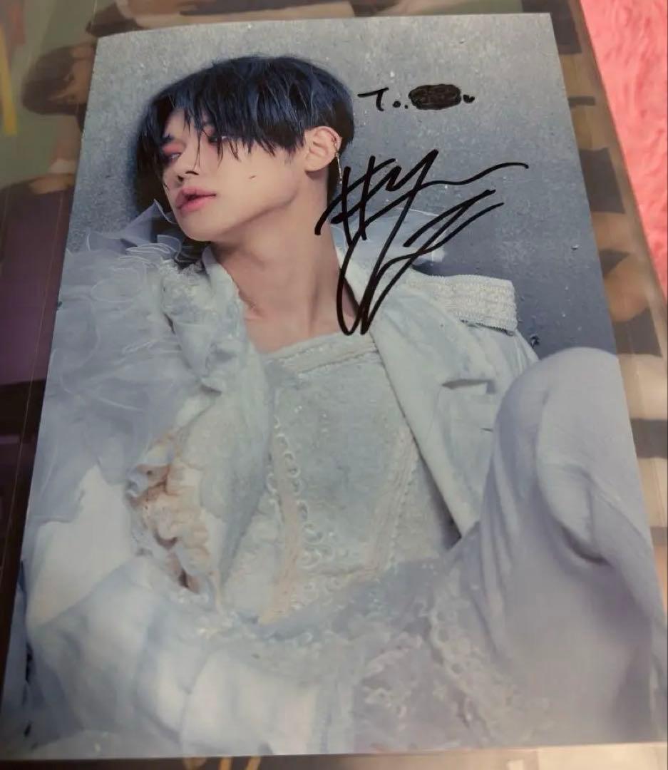 LUN8 ルネイト itta ジュヌ 준우 証明写真