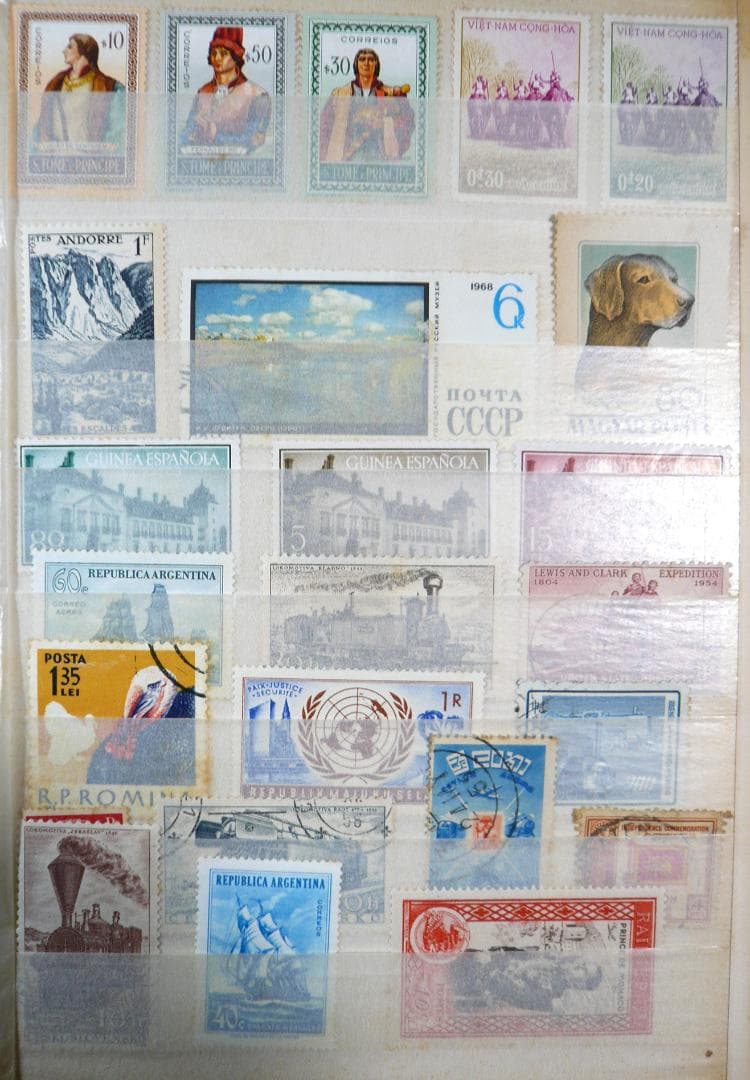 古い海外切手（使用済み、未使用混在249枚セット）