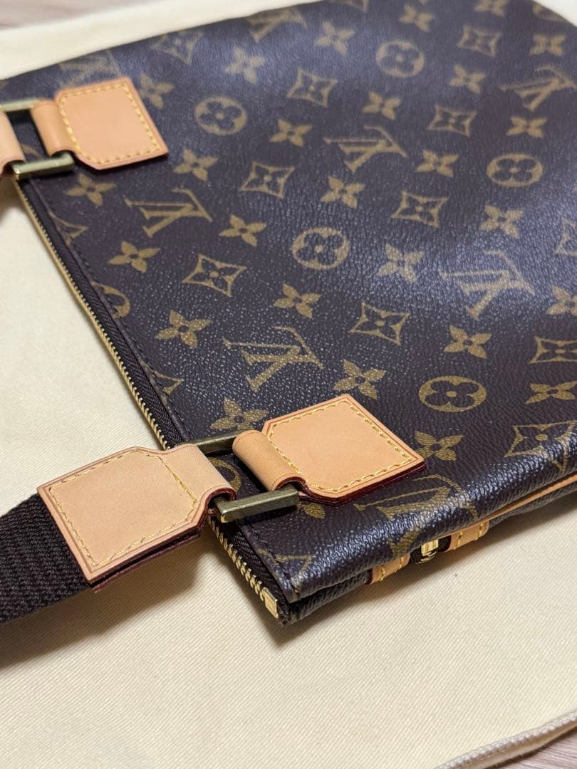 ルイヴィトン ショルダーバッグ モノグラム ポシェットボスフォール 極美品