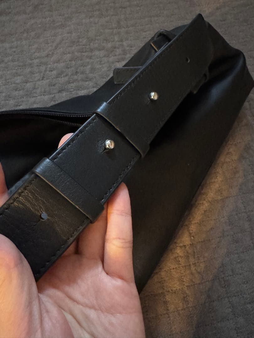 《本革/480g》2WAYレザーショルダーバッグ　earPAPILLONNER