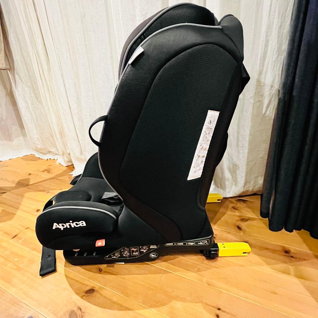 （早い者勝ち）Aprica チャイルドシートISOFIX form fit