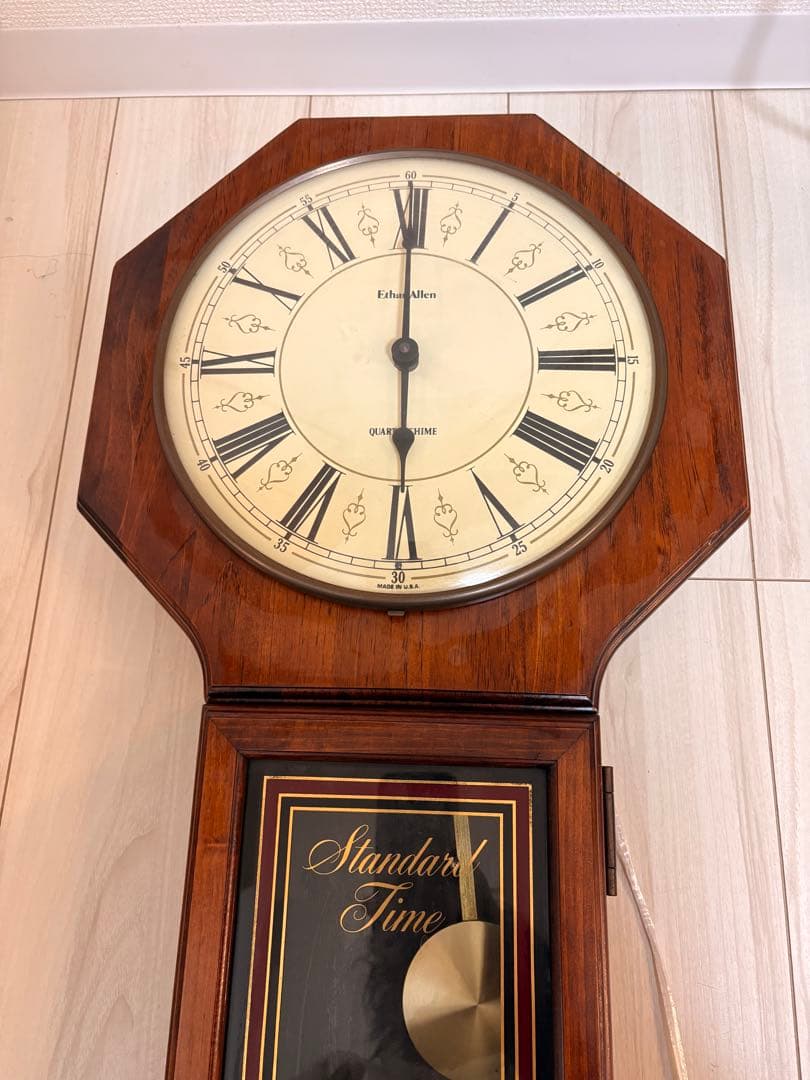 Ethan Allen 八角形掛時計