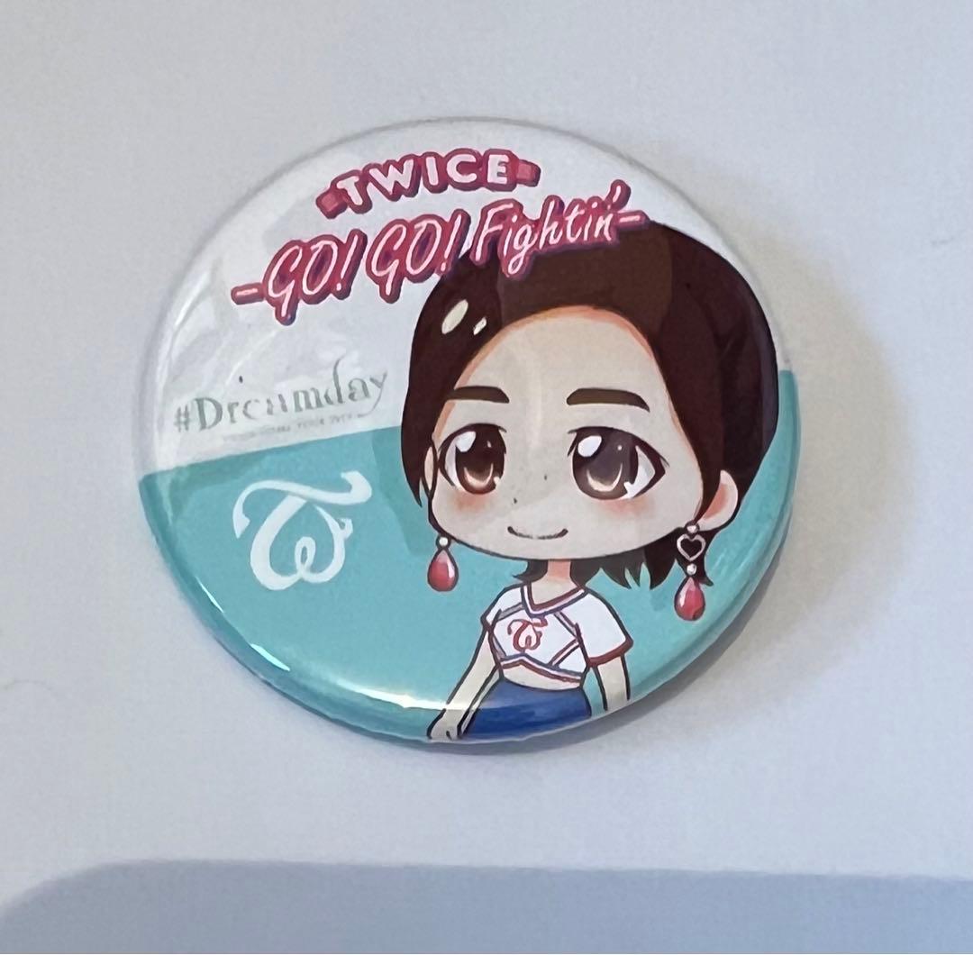 TWICE GOGO Fightin ジヒョ 缶バッジ 未開封
