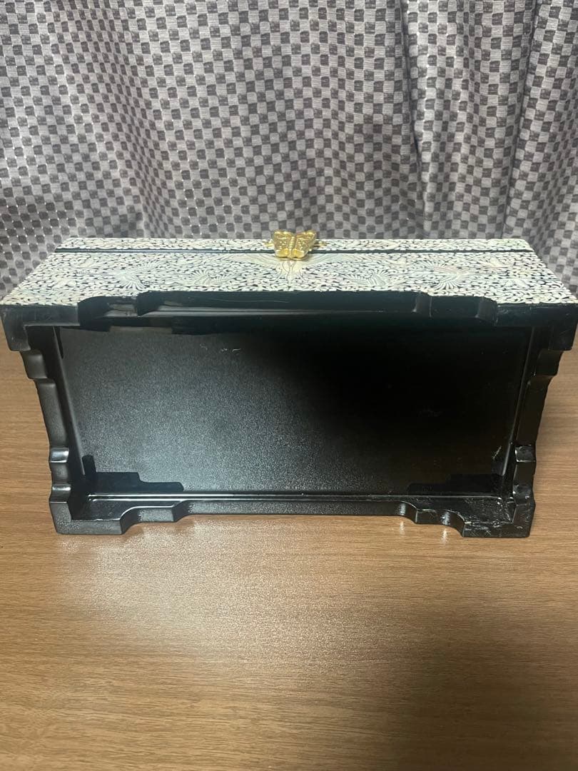 ぽ*た様 らでん　螺鈿細工 小物入れ アクセサリーケース　鏡付き