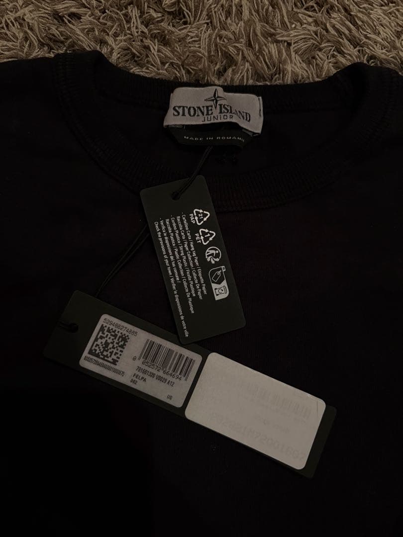 【新品未使用】ストーンアイランド ジュニア　ブラック　トレーナー