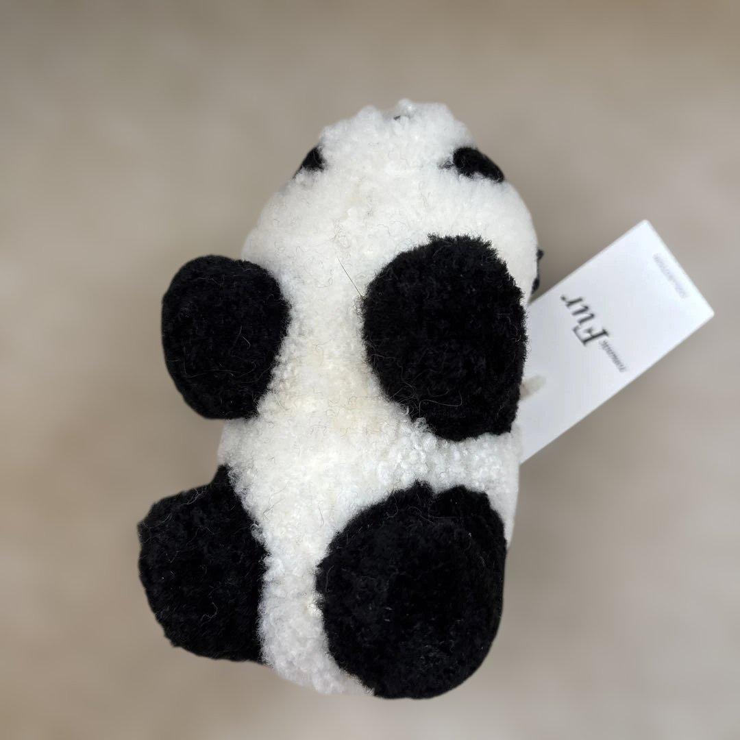 新品☆素材ムートン　パンダのストラップ