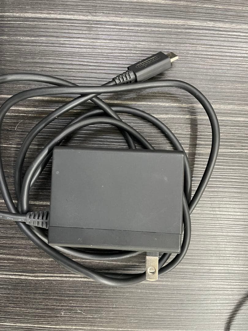 Nintendo Switch ニンテンドー　スイッチ　本体　HAC-001