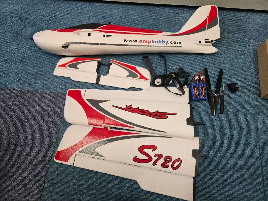OMPHOBBY S720 S-FHSS プロポレス　スポーツラジコン飛行機