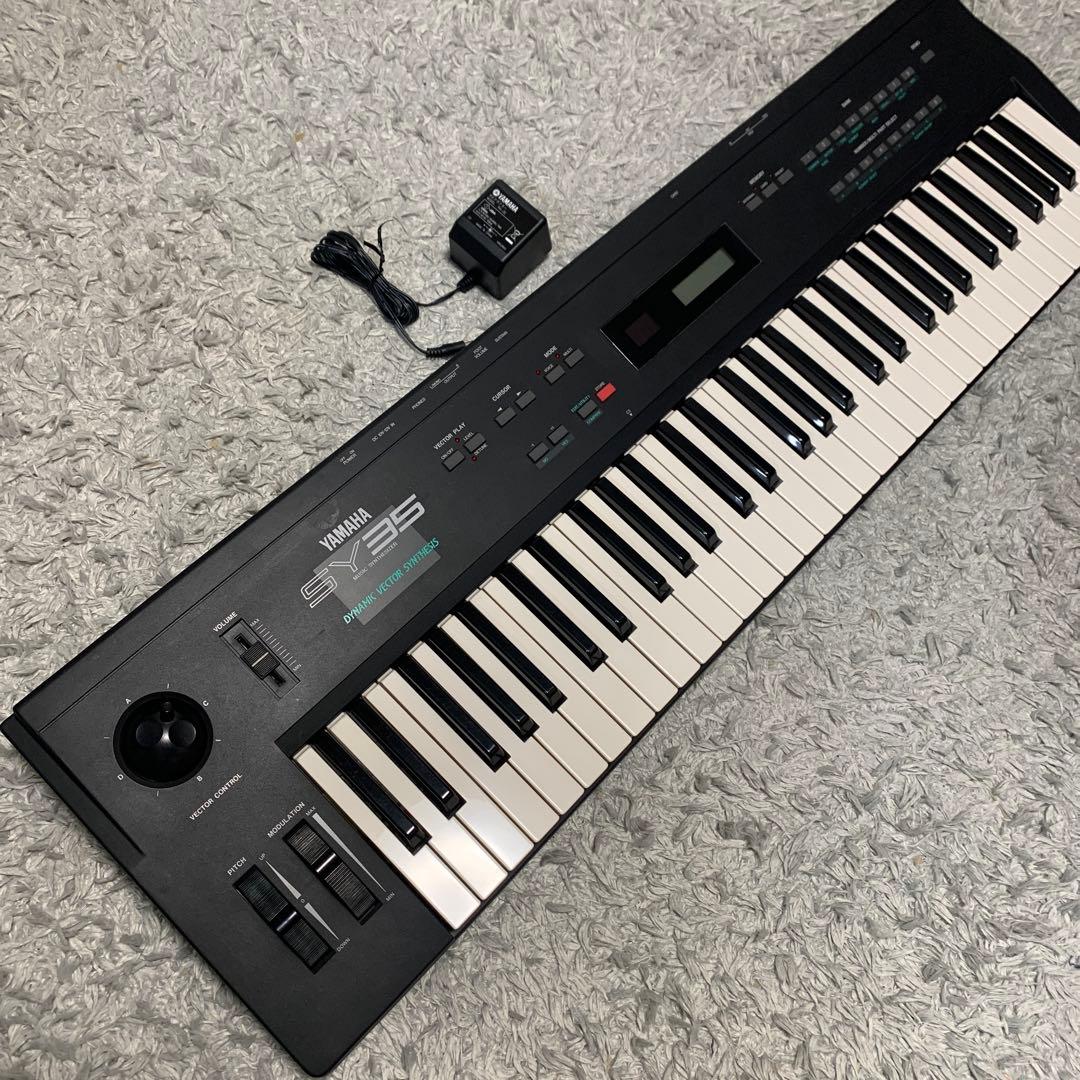 YAMAHA SY35 シンセサイザー acアダプター付きですぐ使用できます。