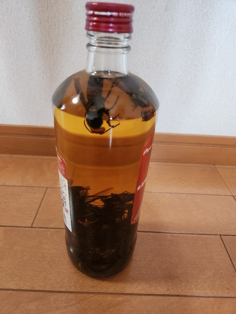 スズメ蜂焼酎