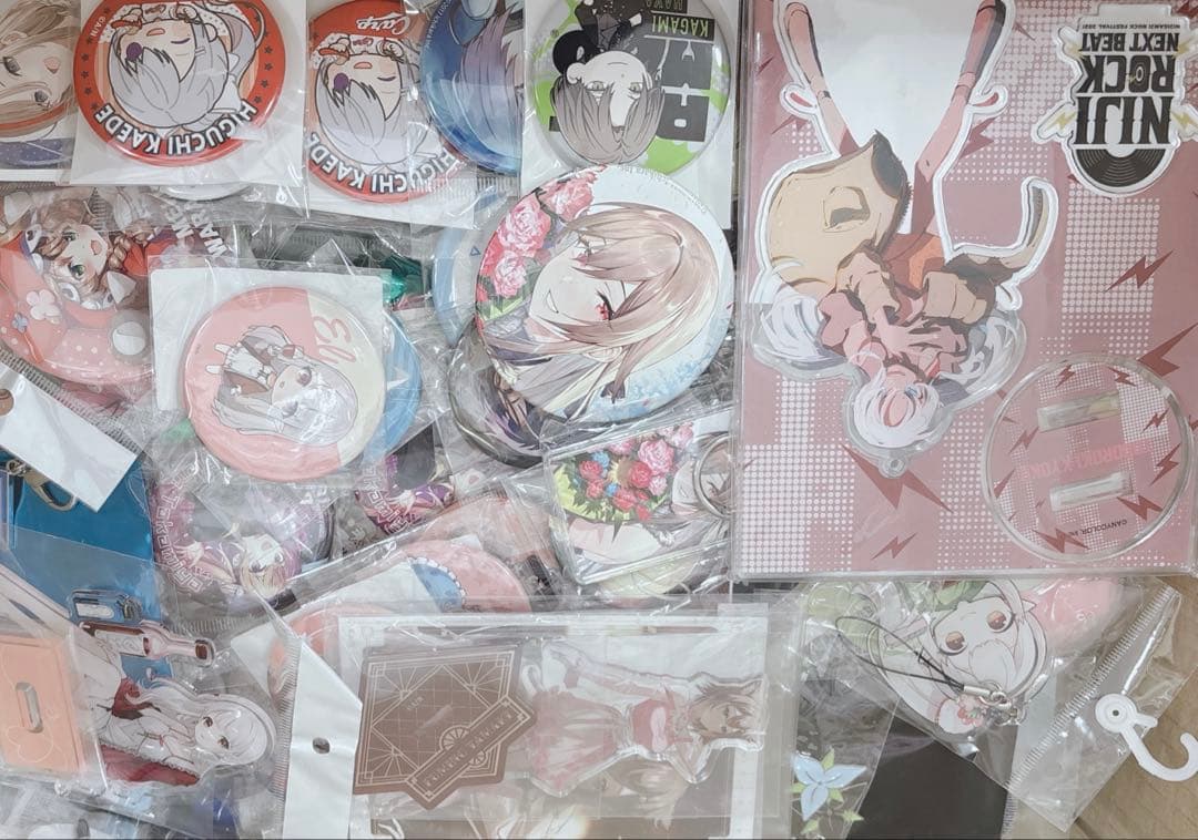 にじさんじ VTuber 缶バッジ ぬいぐるみ アクリルスタンド まとめ売り