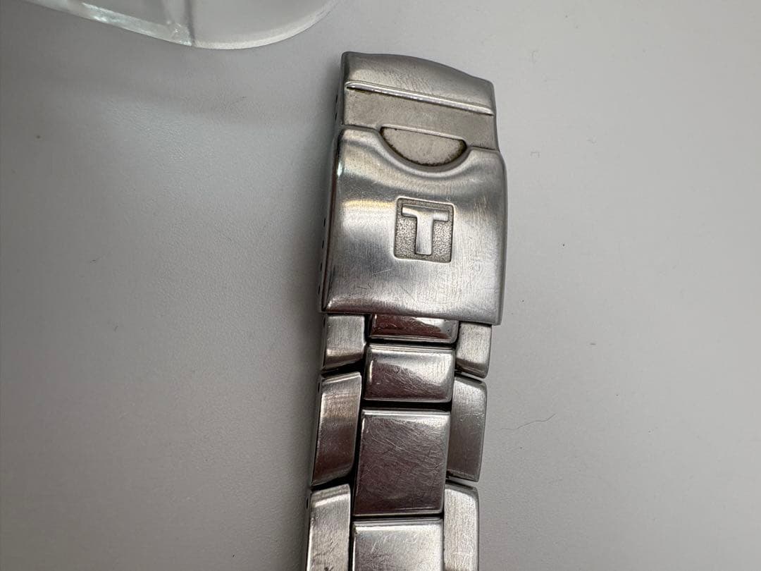 最終値下げ ティソ 腕時計 クオーツ V8 T039 メンズTISSOT