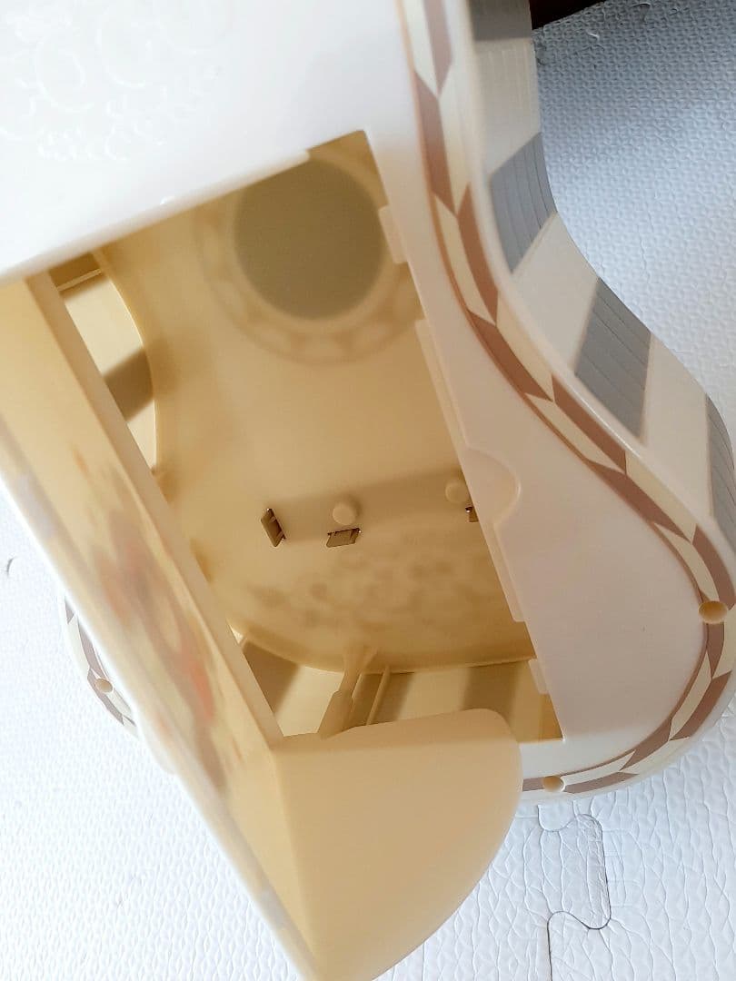 ディズニー　ピクサー　リメンバーミー　COCOギター　ポップコーンバケット　希少