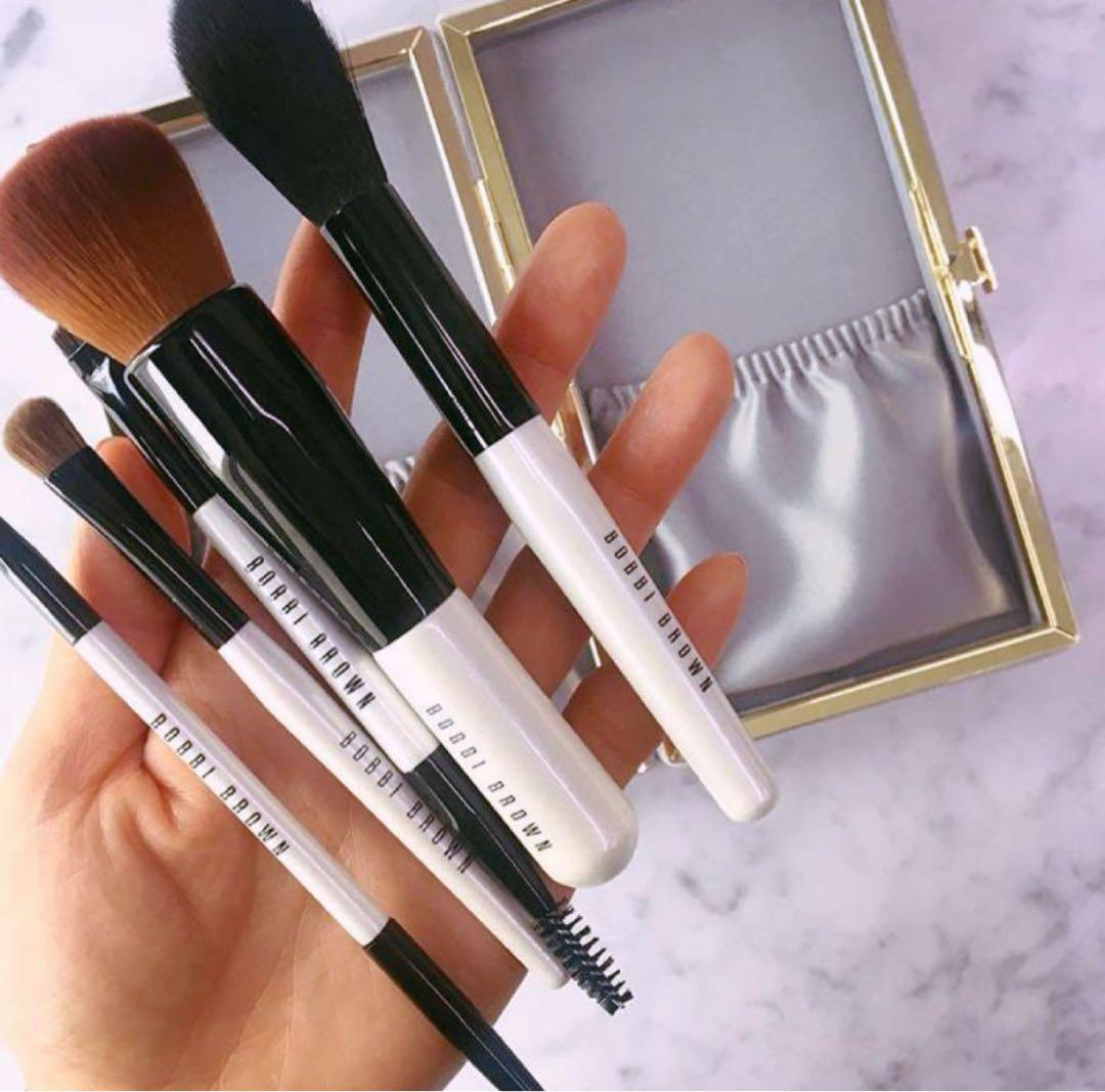 ボビイブラウン　ブラシセット