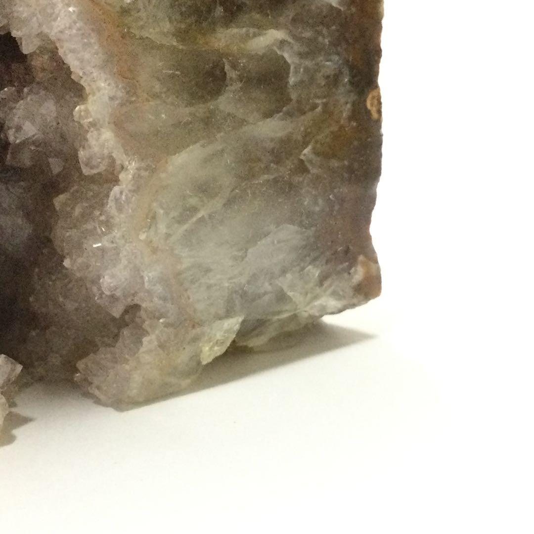 開運・金運のお守り☆龍神の宿る洞窟】龍穴 天然石 ジオードメノウ 原石