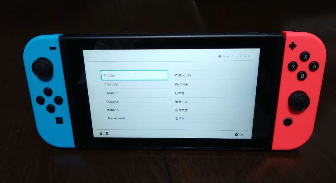 Nintendo Switch 本体 青/赤　箱付き　おまけ付き
