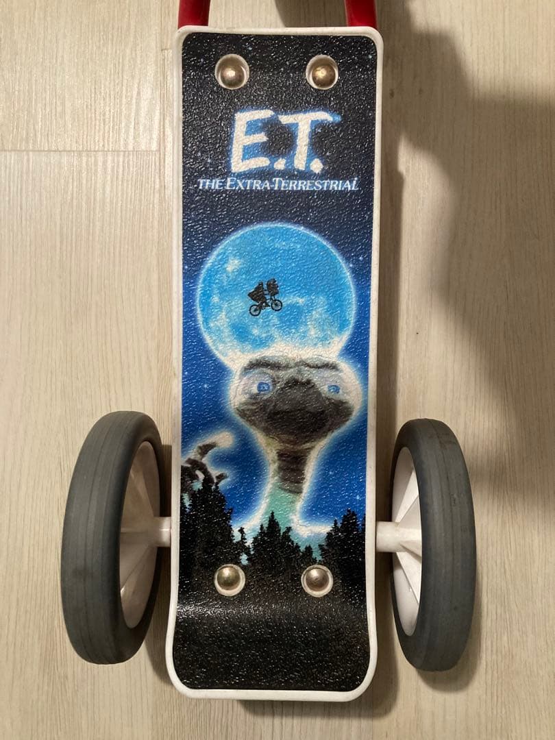 c*e様 レア品　E.T. キックボード