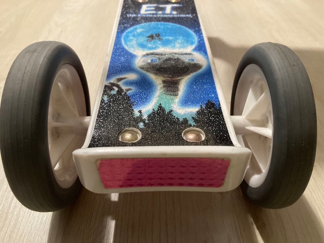 c*e様 レア品　E.T. キックボード