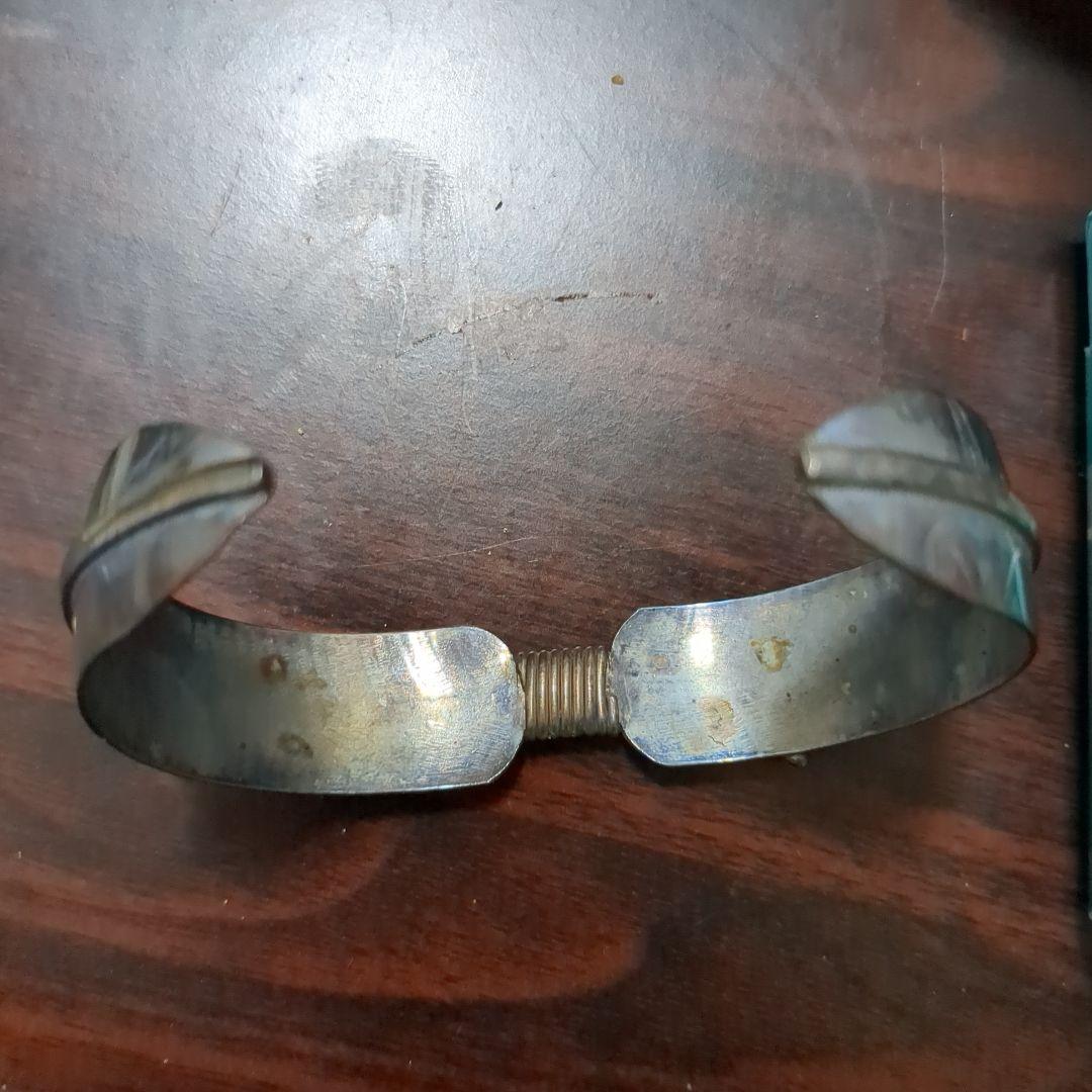 Douglas Etsittyナバホ族 フェザーシルバー インディアンジュエリー