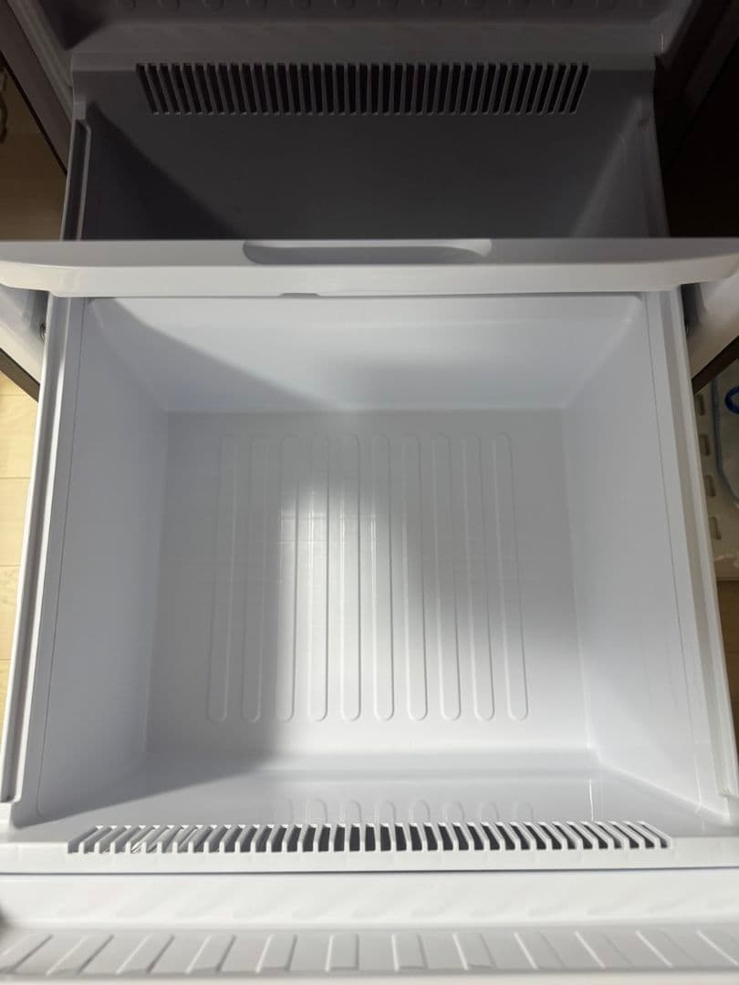 【SHARPミラー型冷蔵庫】