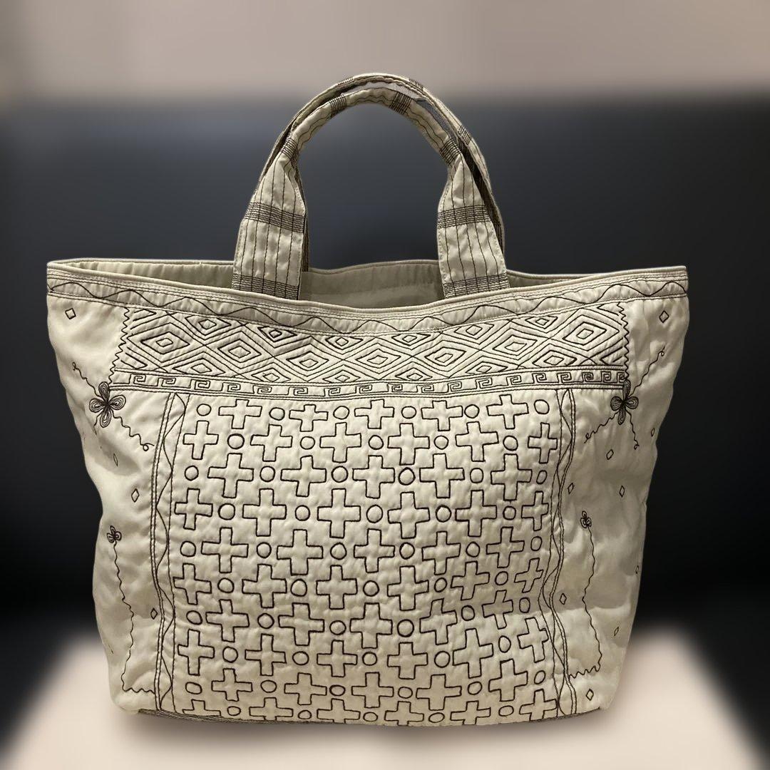 未使用に近い　刺繍　Tamasha タマシャ　TAMASHA イッセイミヤケ