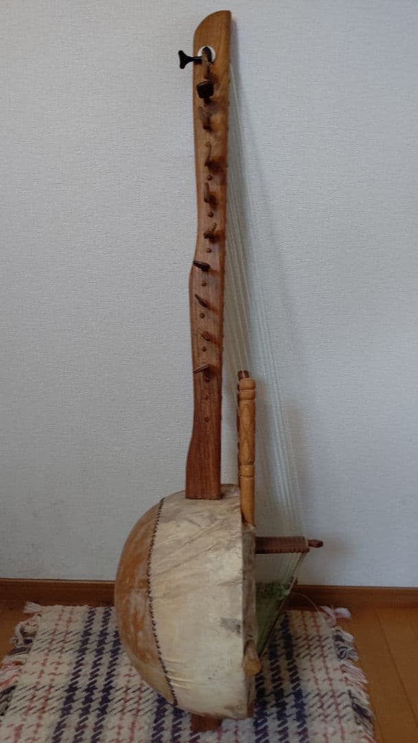 コラ (西アフリカ・マリのハープリュート)