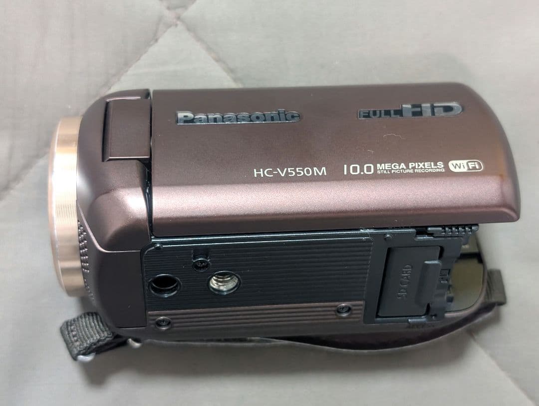【中古】Panasonic ビデオカメラ HC-V550M（動作確認済み）