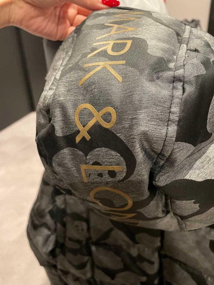 マークアンドロナ　ダウンジャケット　レディース