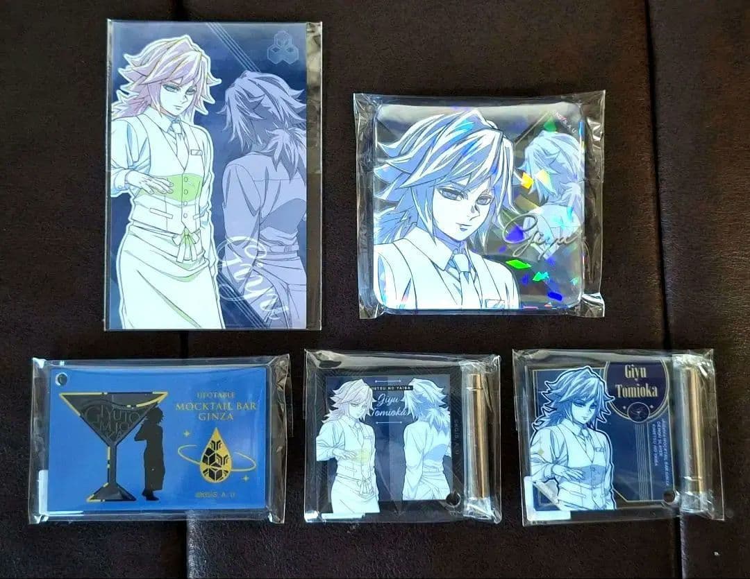 鬼滅の刃】モクテルバー グリッター缶バッジ、ミニアクリルパネル他計5