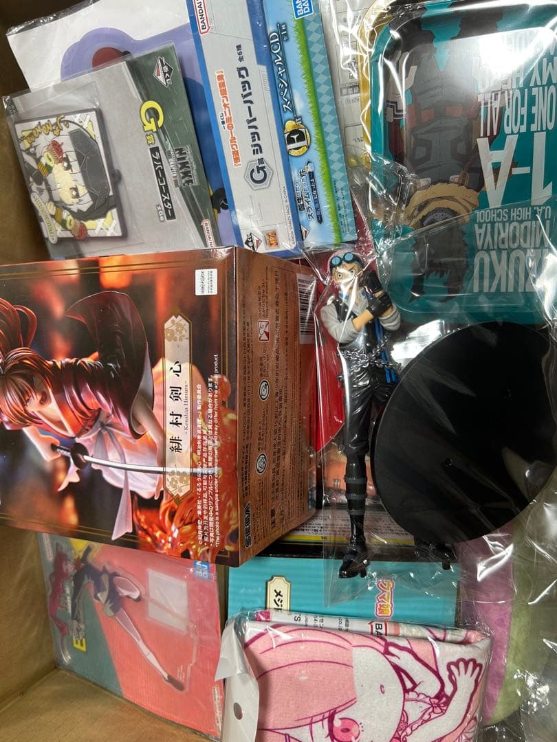 ノンジャンル アニメ キャラクターグッズ まとめ売り 300点