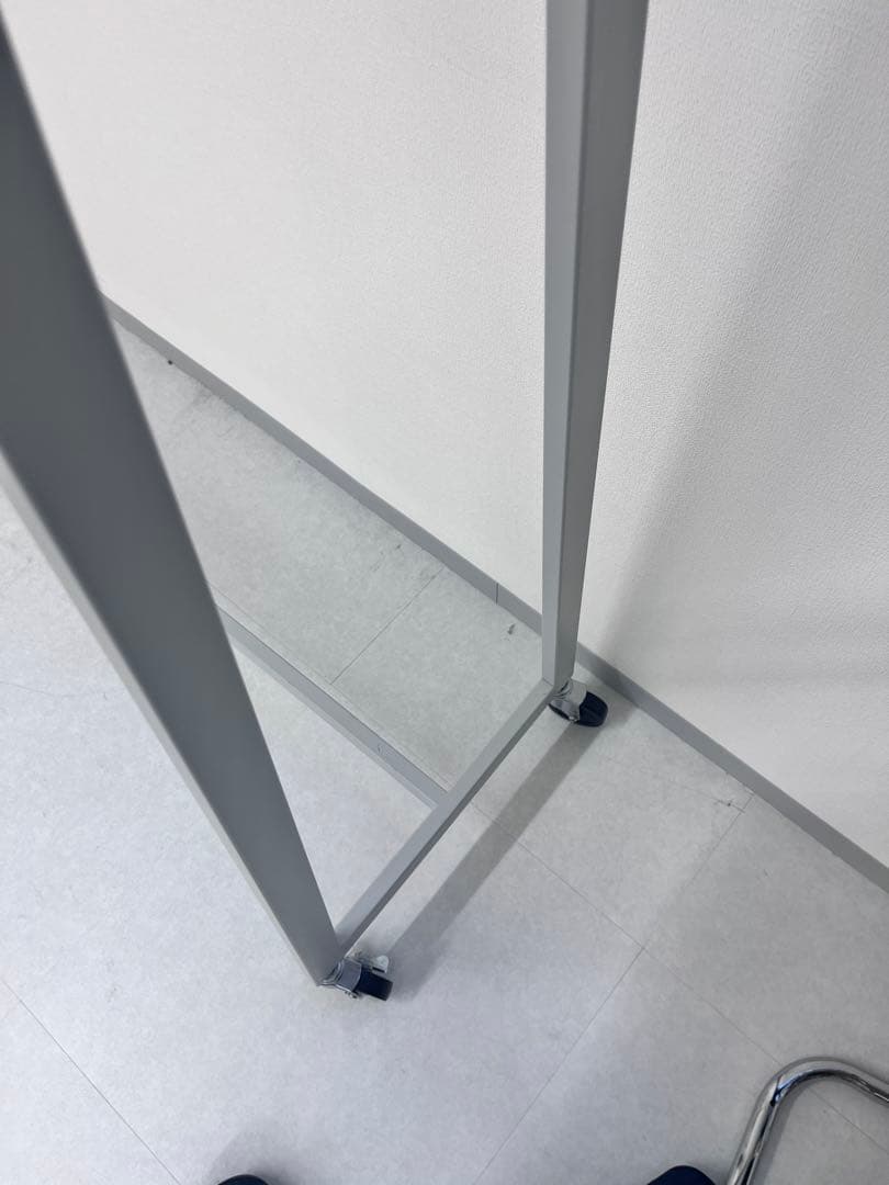 lander様アパレル用シンプルメタルハンガーラック4台 家具