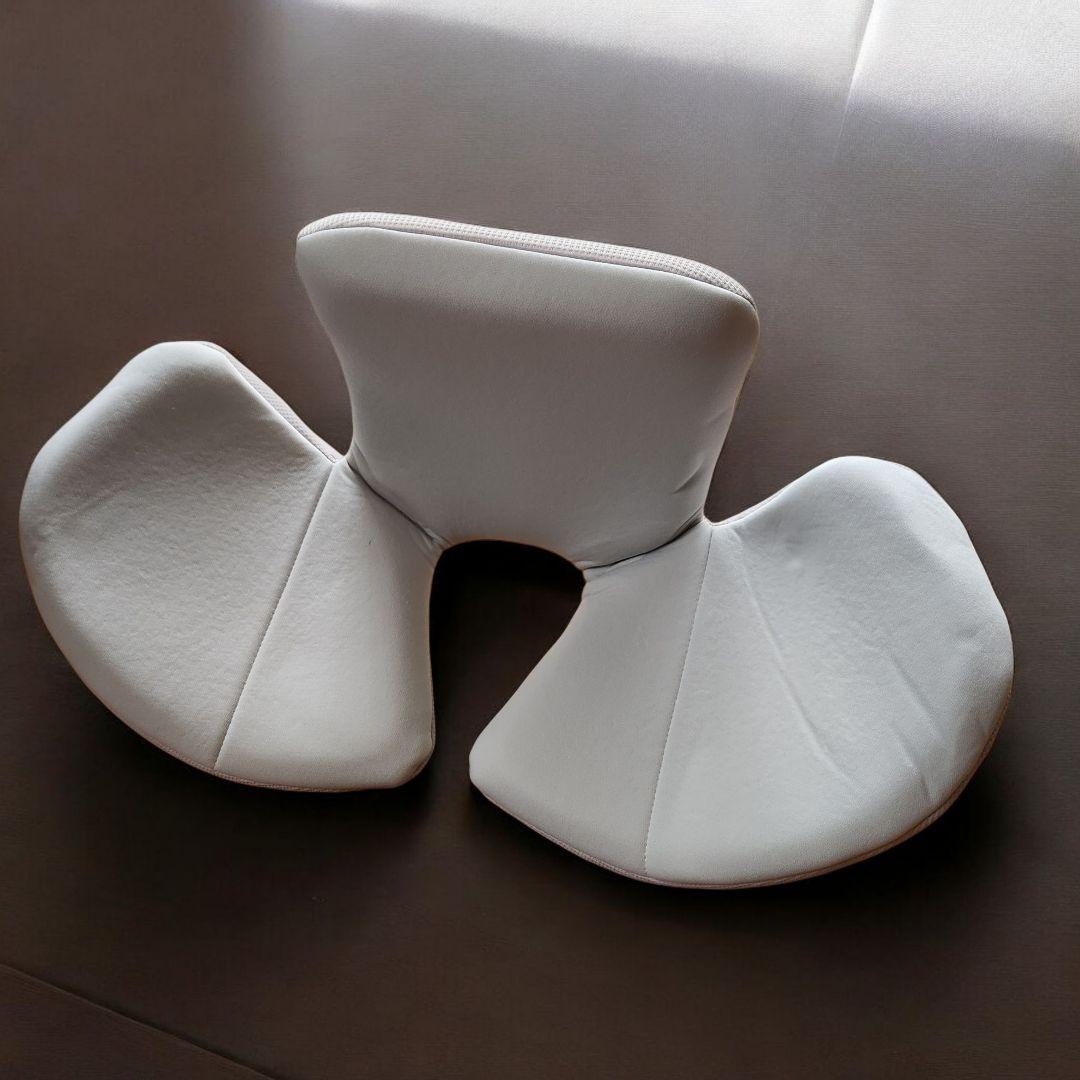 〈ほぼ未使用〉Combi クルムーヴ スマート ISOFIX エッグショック