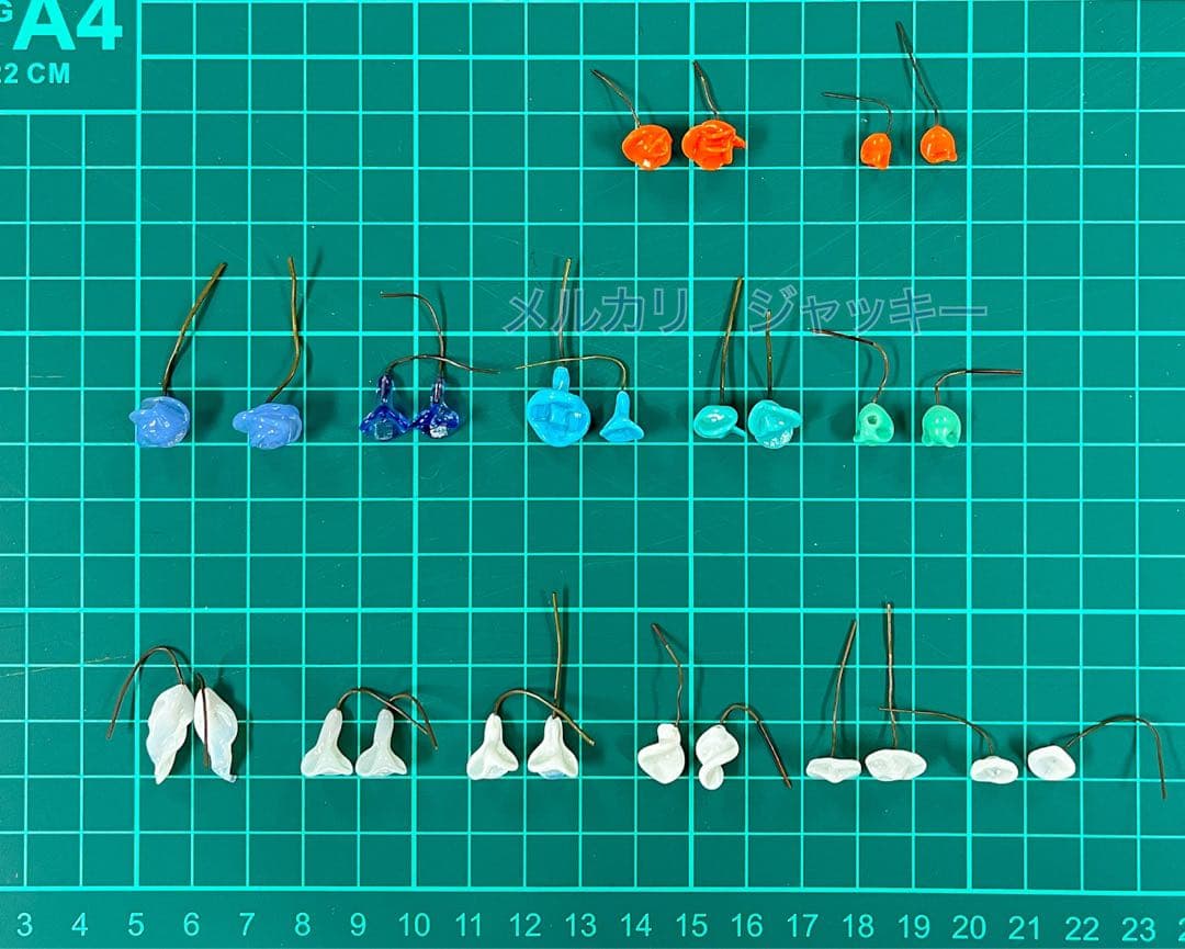 アンティーク☆ムラーノガラス・ターコイズ鈴蘭☆ドールピアス