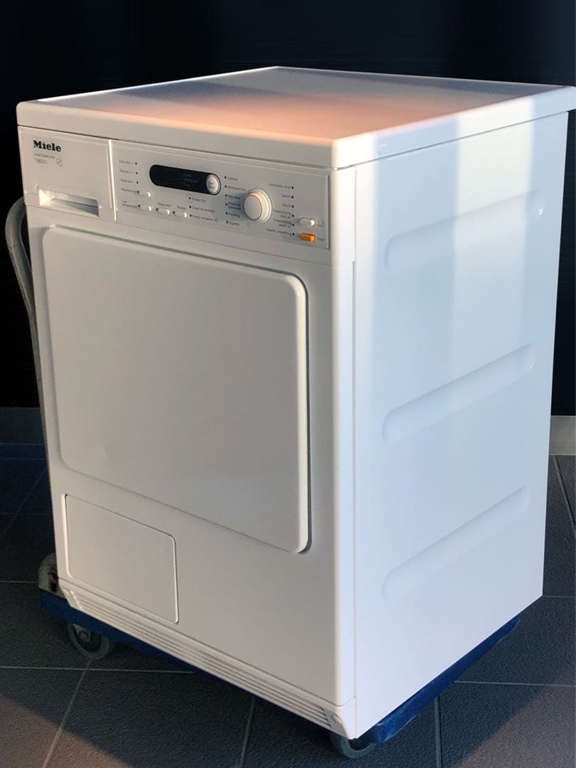 送料込 Miele ドラム式乾燥機 T8822C 中古品 洗濯機ではありません。