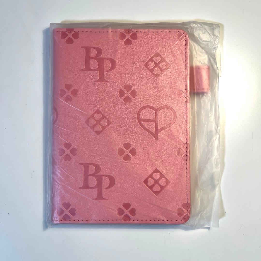 BLACKPINK パスポートケース ピンク - メルカリ