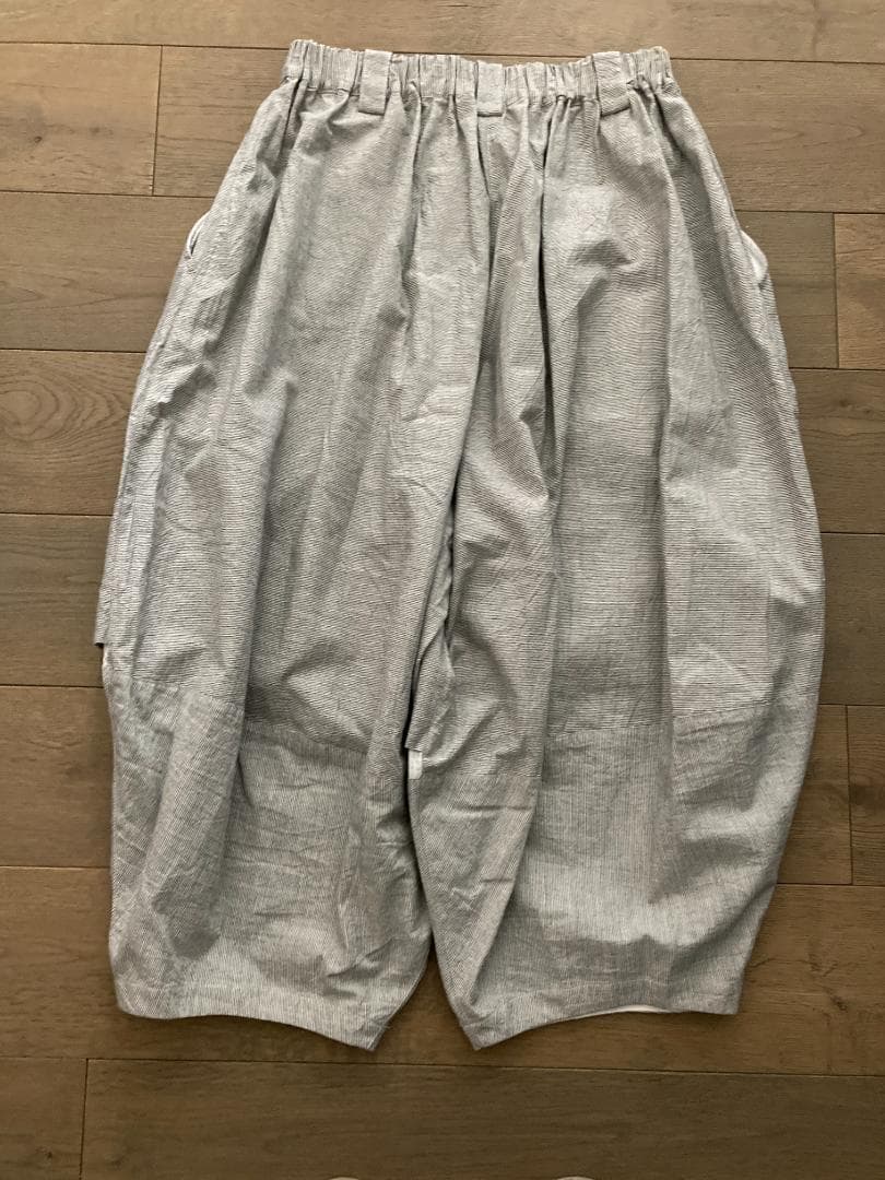 萌 MOYURU モユル サルエルパンツ M L グレー